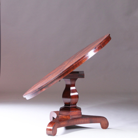 Grote ronde tafel tilttop bloemmahonie ca 1870 voor ruim 6 personen (No.991955)