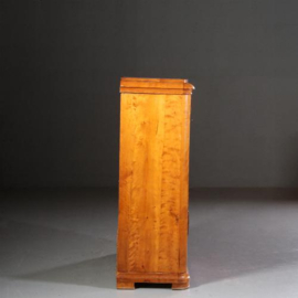 Antieke  bureaus / klepbureau of secretaire in blond berken met 15 laden en een deurtje (No.722111)