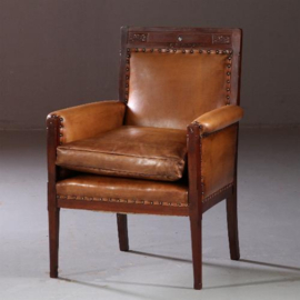Antieke fauteuils / Stel van 2 art deco ±1900 zetels geheel gerestaureerd nieuw hand gepatineerd leer (No.441714)