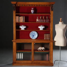 Antieke kast / Engelse boekenkast in noten ca.  1860 provenance: "Great Tew Park"  (No.550741)