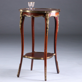 Franse lampetafel gueridon ca 1900 met geschulpt blad in mahonie met brons (No.222155)