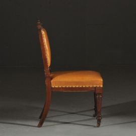Antieke stoelen / Stel van 8 zware, hoge en brede eetkamerstoelen met bruin leer ca. 1870 (No.290628)