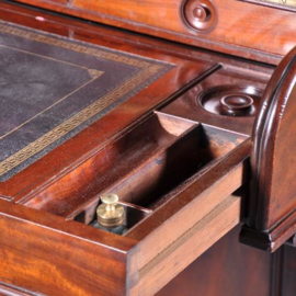 Antieke bureaus / Davenport secretaire met geheime Harlequin pop up vakjes ca. 1845 (No.891403)
