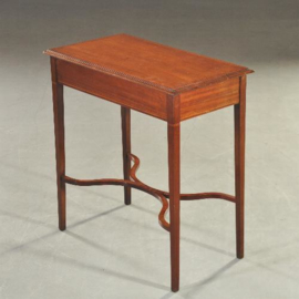 Antieke bijzettafels / Sidetable / Wandtafel  of heel klein schrijftafeltje ca. 1890 mahonie (No.212246)