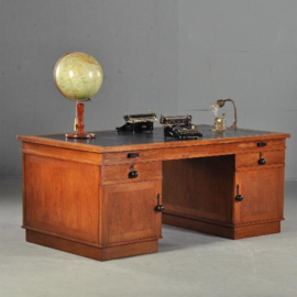 Antieke bureaus / Art Deco bureau semi partner met bijbehorende stoel ca. 1915  (No.993986)