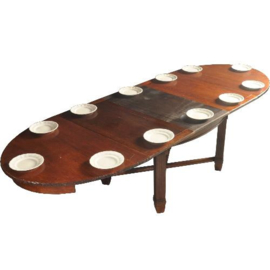 Antieke tafel /  Eetkamertafel uittrekbaar ovaal tot zeker 12 personena. 1910 (No.472164)