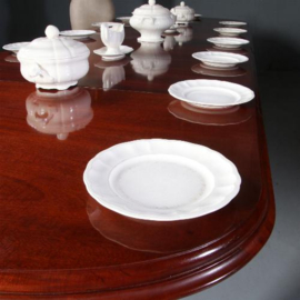 Antieke tafel / Pull out table ca. 1860 Engels mahonie ca. 12  personen (No.692457)