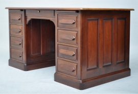 Antieke bureaus / Strak mahonie bureau met houtenblad 1900 (No.78280)