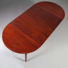 Antieke tafels / Hollandse Louis Seize stijl eetkamertafel ca. 1875 met twee inlegbladen (No.812128)
