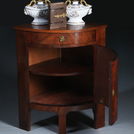 Lage 1-deurs Biedermeier hoekkast met deur en lade Hollands  ca 1820 (No.432715)