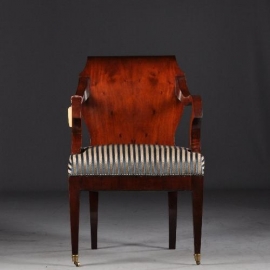 Antieke armstoel / Mahonie vroeg Biedermeier bureaustoel ca. 1820  (No.662302)