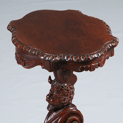 Karakteristieke Italiaans Neorenaissance pedestal ca 1875 met Pan de bosgod (No.301831)