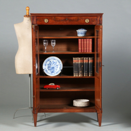Kleine Empire boekenkast ca 1815 in mahonie met bloemmahonie (No.452455)