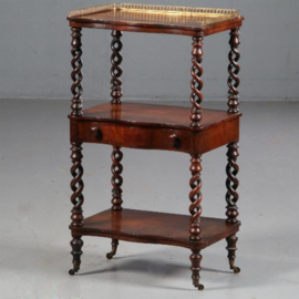 Antieke bijzettafels / Victoriaanse "What not" / etagère 1870 noten en brons (No.611653)