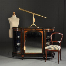 Antieke kast / Victoriaanse credenza ca. 1875 zwart gepolitoerd met noten accenten,  1 spiegeldeur en 2 kwartronde vitrinedeuren (No.432241)