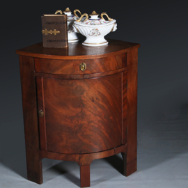 Lage 1-deurs Biedermeier hoekkast met deur en lade Hollands  ca 1820 (No.432715)