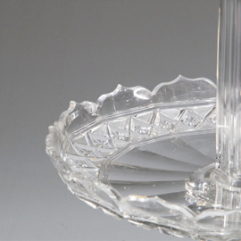 Piece de milieu of tafelstuk / centerpiece 3 etages in kristal ca 1860 (No.422051)