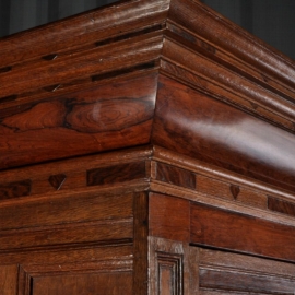 Antieke kast / Barok Notariskast of kussenkast in eiken met noten en palissander  ca. 1700.  (No.681131)