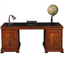 Zeer groot bureau plat noten met wildnoten en zwart ingelegd ca 1860 (No.932620)