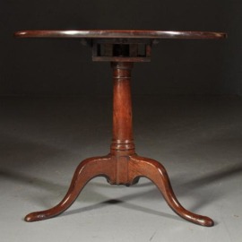 Antieke bijzettafels / Wijntafels / Georgian tilttoptable ca. 1800 in mahonie, doorleefde kleur (No.461634)