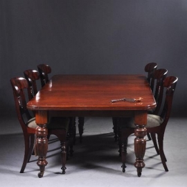 Antieke tafel / Engelse wind out table met mooie oude bladen (No.931431)