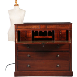 Antiek bureau/ladenkast  met geheime compartimenten ca 1840 Ierland (No.931105)