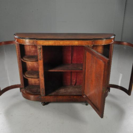 Antieke kast / Victoriaanse credenza ca. 1875 in notenhout met kwart ronde vitrines (No.390657)