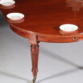 Antieke tafel / Dubbele Wind out table 3,66 m.lang ca. 1850 met 4 originele inlegbladen én slinger (No.622424)