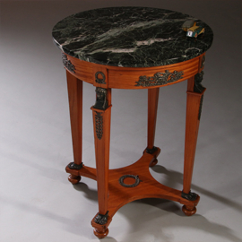 Kersenhouten Empire stijl bijzettafel met groen marmer Verde Alpi ca 1920 (No.211755)