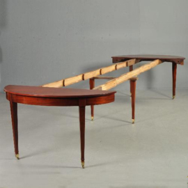 Antieke tafel / Zeer smalle Hollandse coulissentafel in Louis Seize stijl ca. 1800 met 6  bladen tot max. 4 meter lang uitschuifbaar (No.220213)