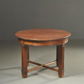 Antieke tafel /  Eetkamertafel uittrekbaar ovaal tot zeker 12 personena. 1910 (No.472164)