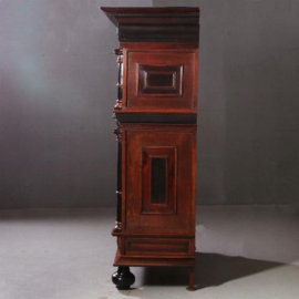 Antieke kast / Rijke 17e eeuwse 4-deurskast met veel palissander en ebbenhout (No.732523)