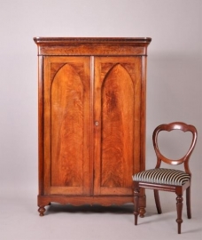 Antieke kast / Kleine Hollandse spitsboogkast, Biedermeier ca. 1840 (No.86570)