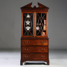 Boekenkast met bureau of buro bookcase ca 1825 met timpaan donker mahonie (No.211760)