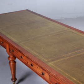 Antieke bureaus / Schrijftafel 3.10 m. lang ca. 1860 mahonie met leer plaats voor 12 personen (No.632714)