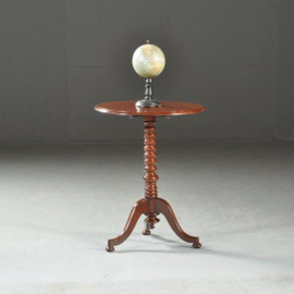 Antieke bijzettafels /  Engelse kleine wijntafel / tilttoptable ca. 1870 in mahonie (No.411559)