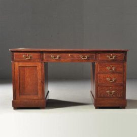 Antieke bureaus / eikenhouten Partnersdesk / Dubbelbureau ca. 1890 met 12 laden en 2 deuren (No.104599)