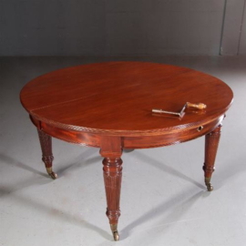 Antieke tafel / Dubbele Wind out table 3,66 m.lang ca. 1850 met 4 originele inlegbladen én slinger (No.622424)