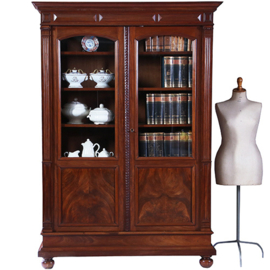Boekenkast / Servieskast mahonie ca 1875 met 6 schappen (No.230205)