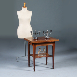 Zeer strakke side table of wandtafel met inklapbare zijbladen ca 1900 messing ingelegd (No.283050)