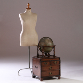 Antieke wijnkist of cellerate Engels 18e eeuw met "faux drawer" (No.892915)