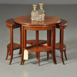 Antieke tafel / Ronde salontafel met 4 uitneembare 5 bijzettafeltjes ca. 1920 Mahonie (No.502854)