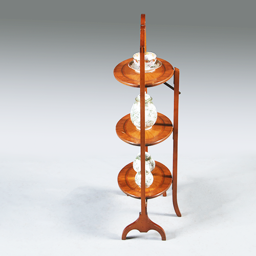 Cake stand in satijnhout ingelegd met zonmotief ca. 1920 (No.301885)