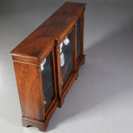 Antieke kasten / Notenhouten Credenza ca. 1875 met inlegwerk en  brons (No.782317)