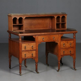 Antieke bureaus / Art & Crafts bureau ca. 1890 met opzet deel en open vakken (No.782770)