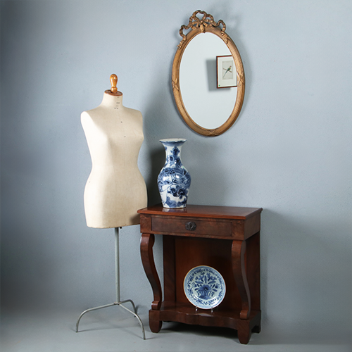 Ovale goudkleurige spiegel in Louis Seize met fraai strikje ca 1890 (No.290828) - 0,76 m. Hoog