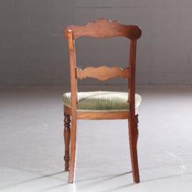 Antieke stoelen / Stel van 8 eetkamerstoelen w.v. 2 met armleuningen  ca. 1830 met nieuwe bekleding naar wens.  (No.610956)