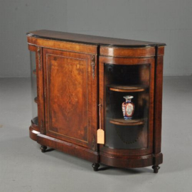 Antieke kast / Victoriaanse credenza ca. 1875 in notenhout met kwart ronde vitrines (No.390657)