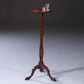 Hollandse lampetafel gueridon ca 1880 met geschulpt blad in mahonie  (No.222125)