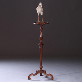 Hollandse hoge lampetafel, piedestal of gueridon ca 1890 notenhout (No.222135)